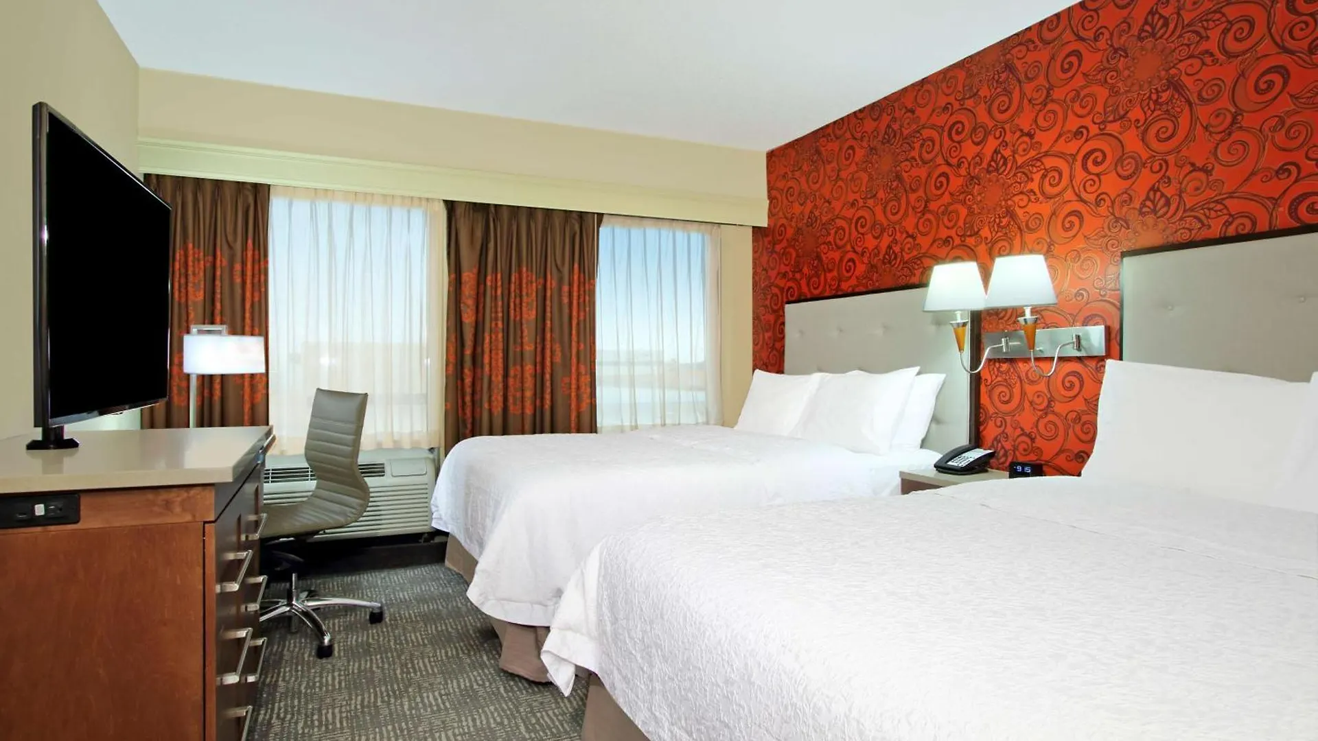 Hampton Inn & Suites Columbus-Downtown, Ohio 3*, Columbus
